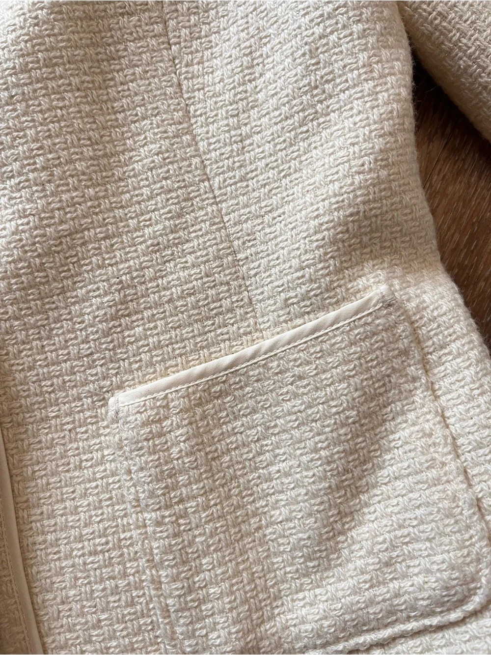 Banana Republic Ivory Textured Tweed Jacket Women’s Sz 6  Career Blazer